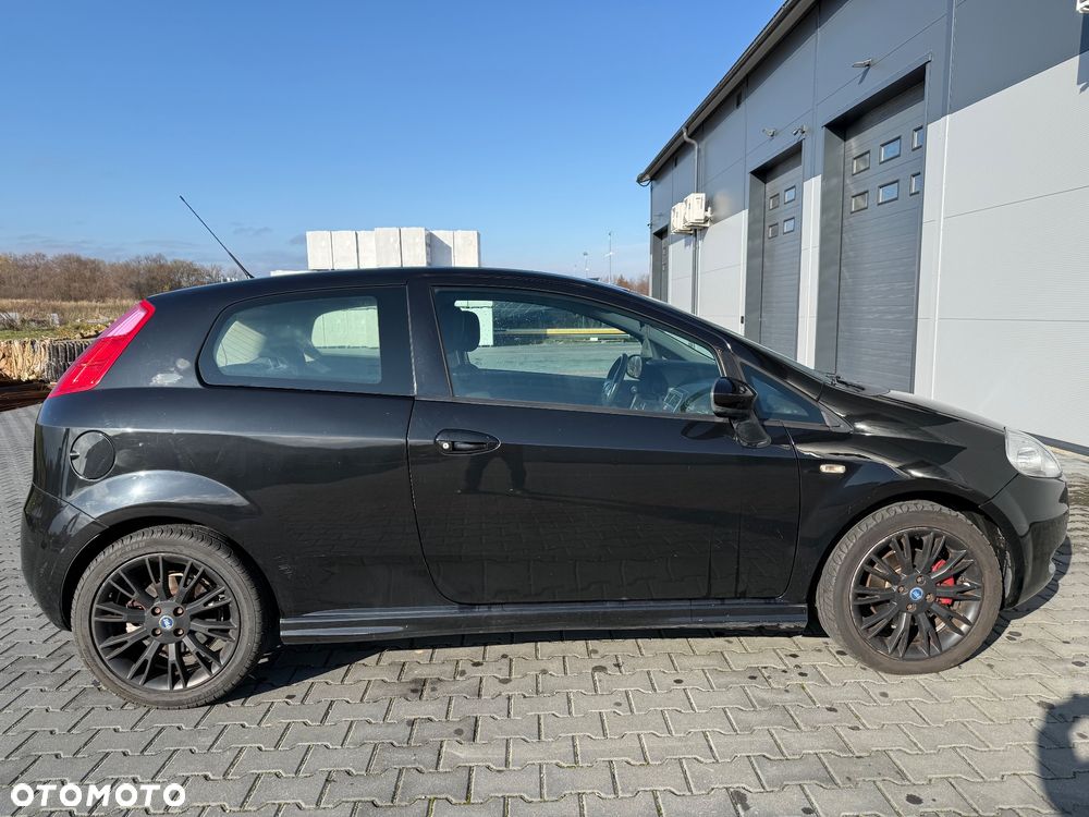 Fiat Grande Punto - 1