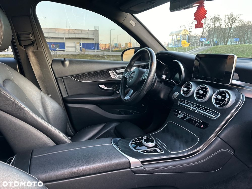 Mercedes-Benz GLC 300 4-Matic - 10