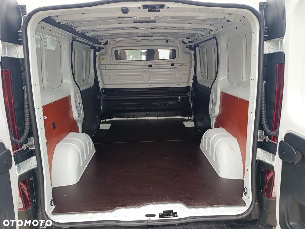 Opel Vivaro B - 12