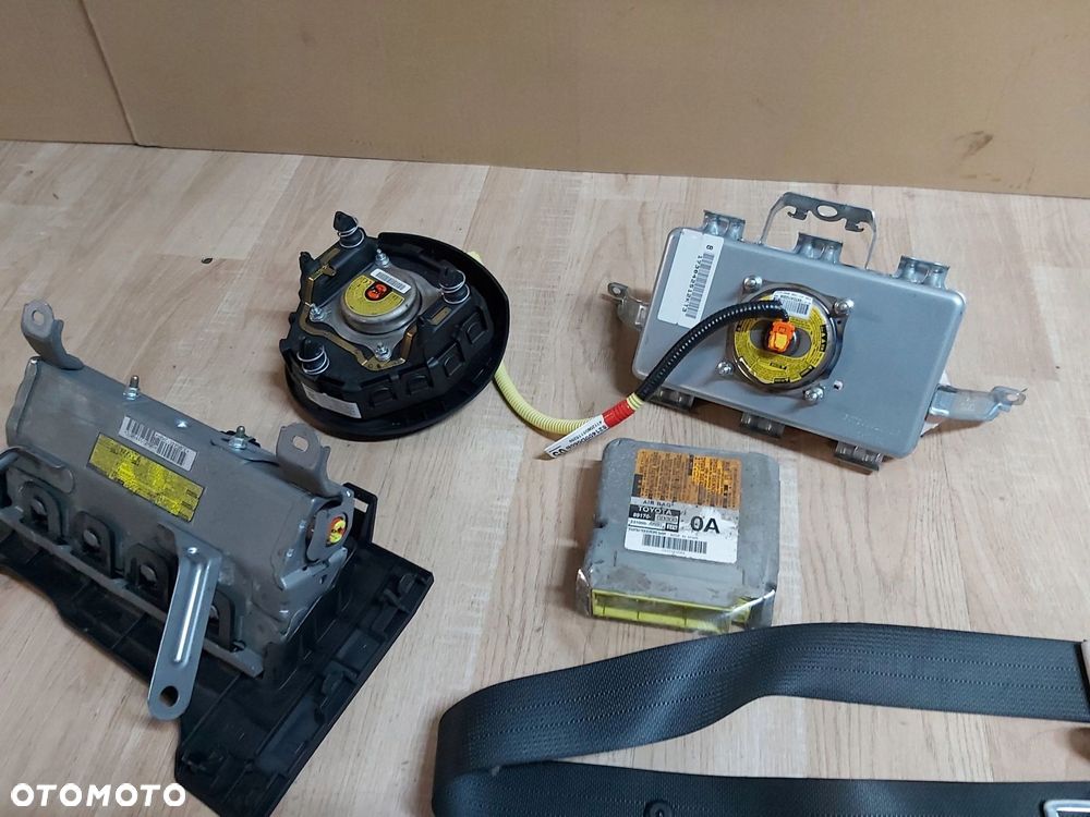 Toyota Yaris III PODUSZKA AIR BAG kierowcy deska napinacz pas przód - 4