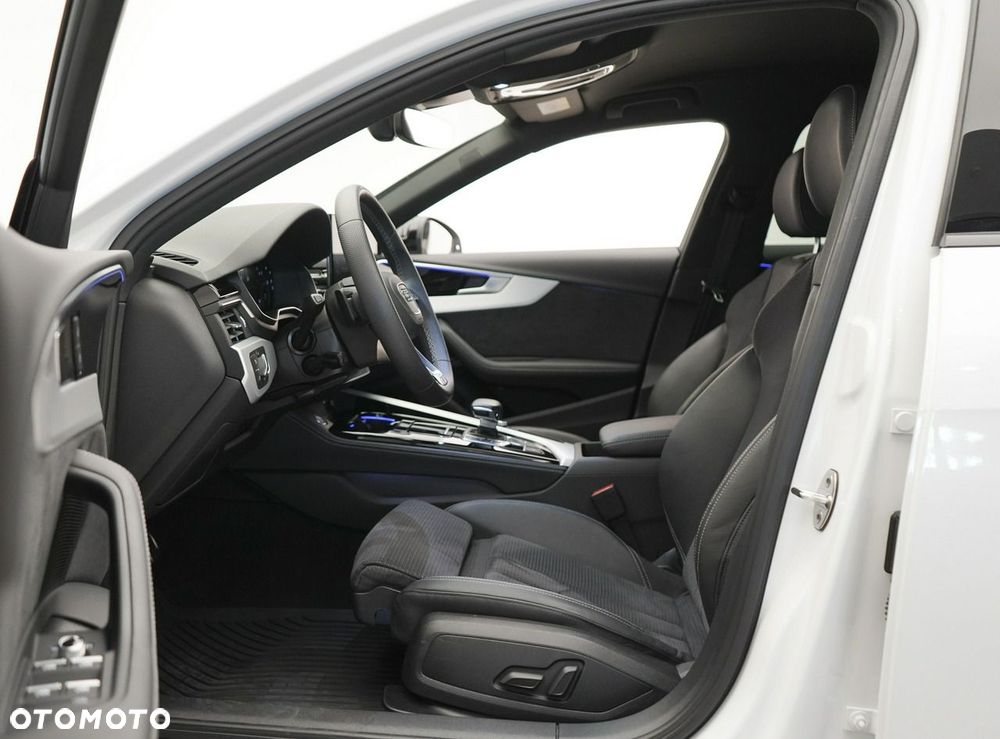 Audi A4 Limousine - 17