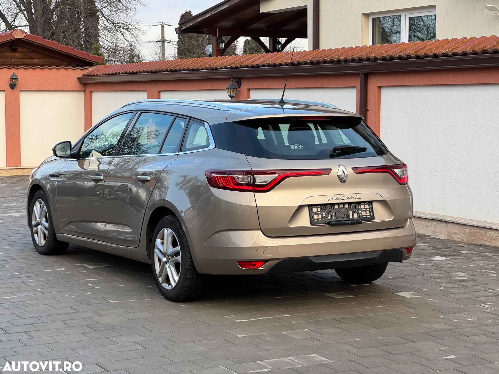 Renault Megane Grandtour ENERGY dCi 110 EDC BUSINESS - 22