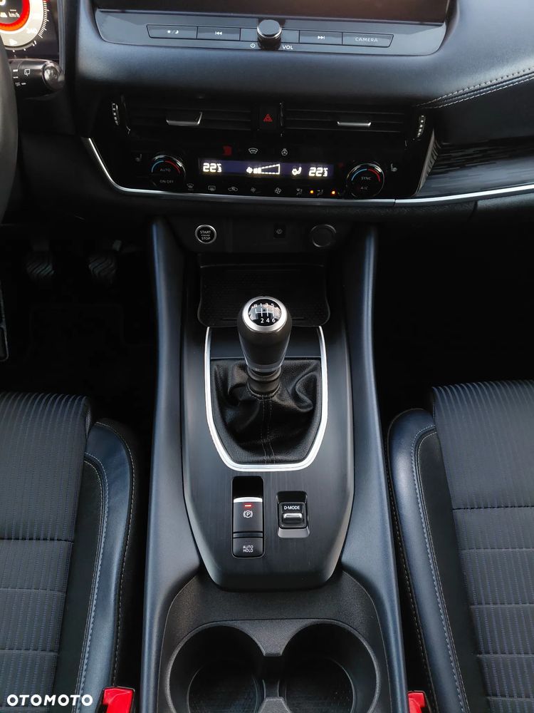 Nissan Qashqai 1.3 DIG-T mHEV Tekna - 30