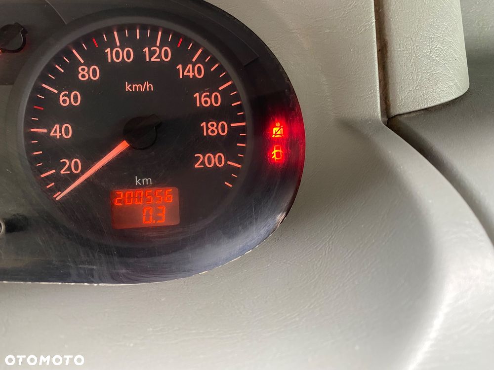 Renault Trafic - 9