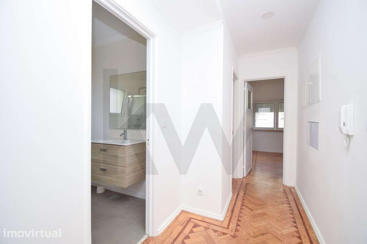 Apartamento T2 com Duas Varandas | Benfica | Lisboa - Grande imagem: 3/19