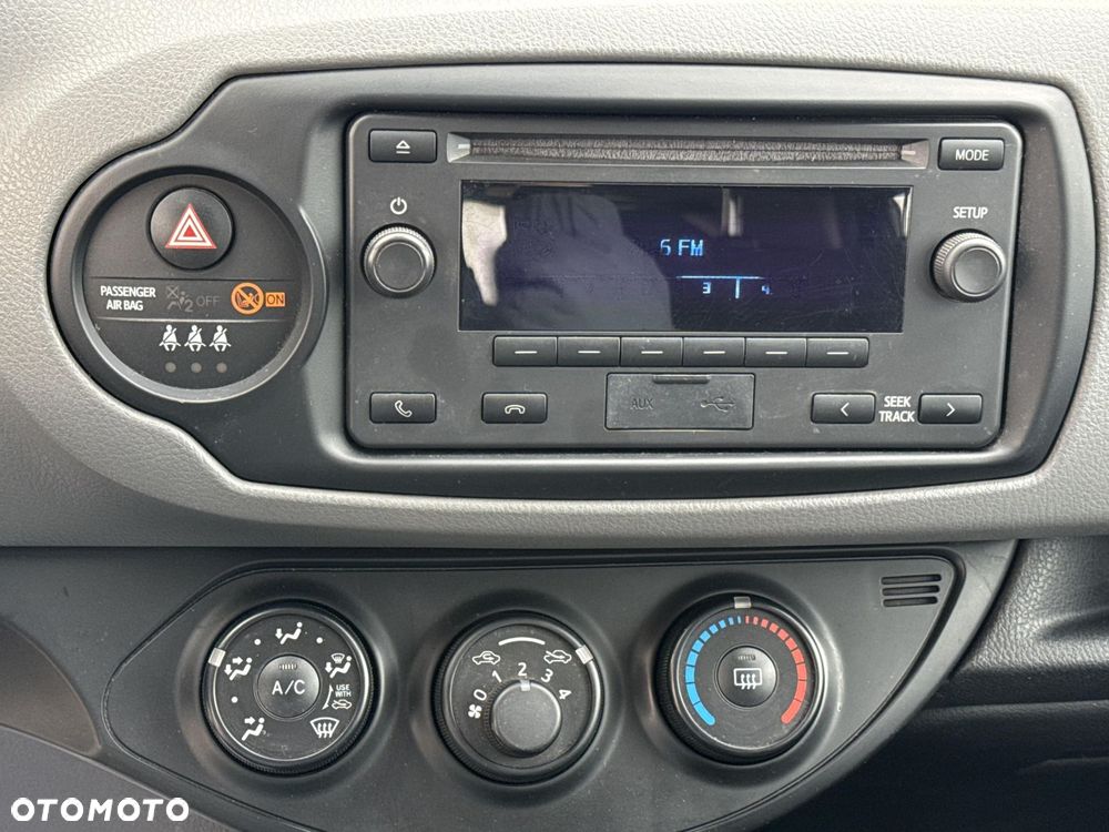 Toyota Yaris 1.5 Active - 16