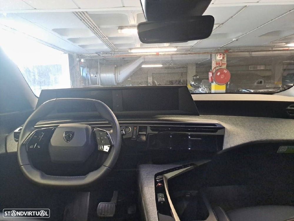 Peugeot 3008 1.2 Hybrid Allure e-DCS6 - 8