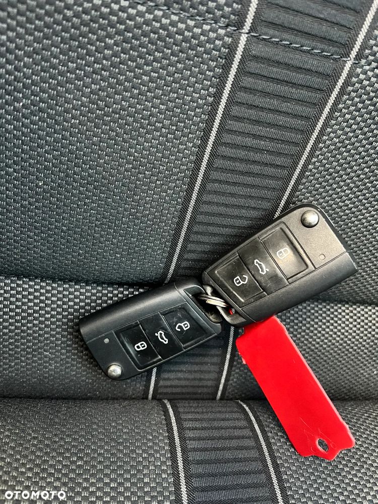 Volkswagen Polo - 33