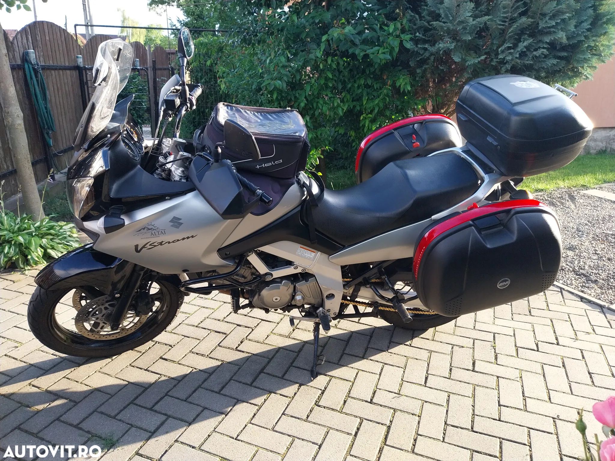 Suzuki DL 650 V-Strom - 1