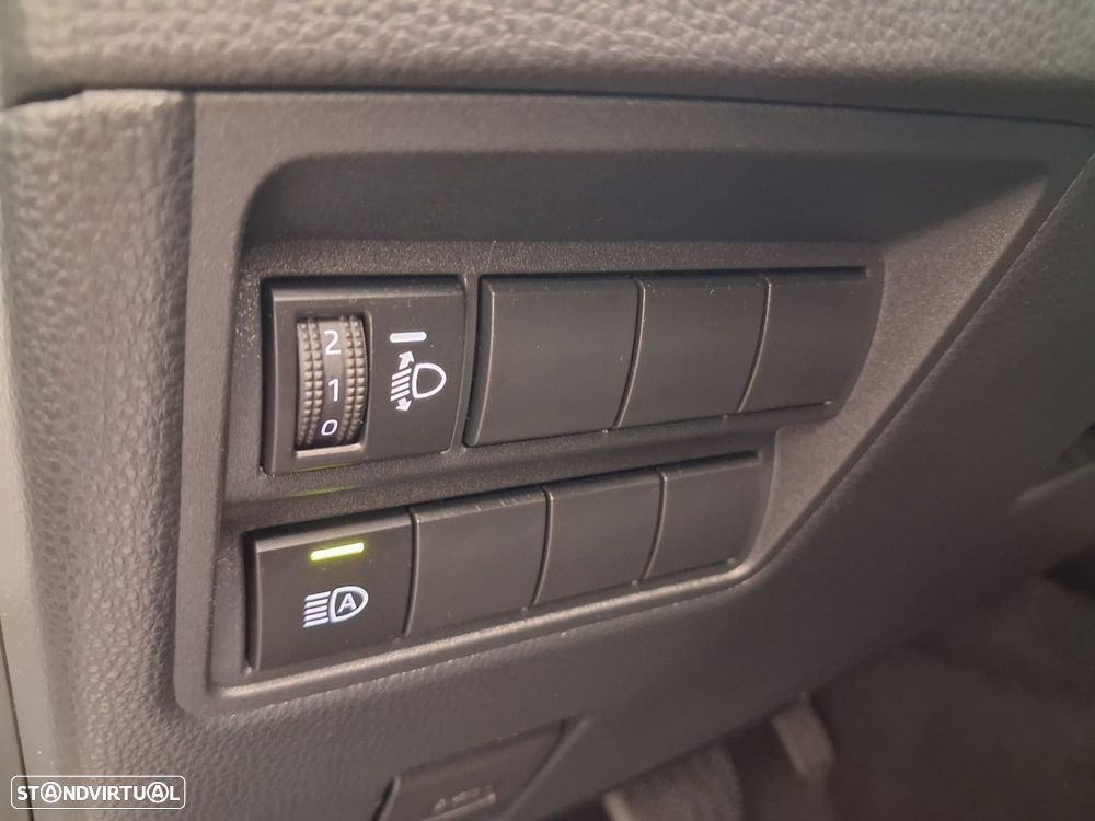 Toyota Yaris Cross 1.5 HDF Comfort Plus - 36