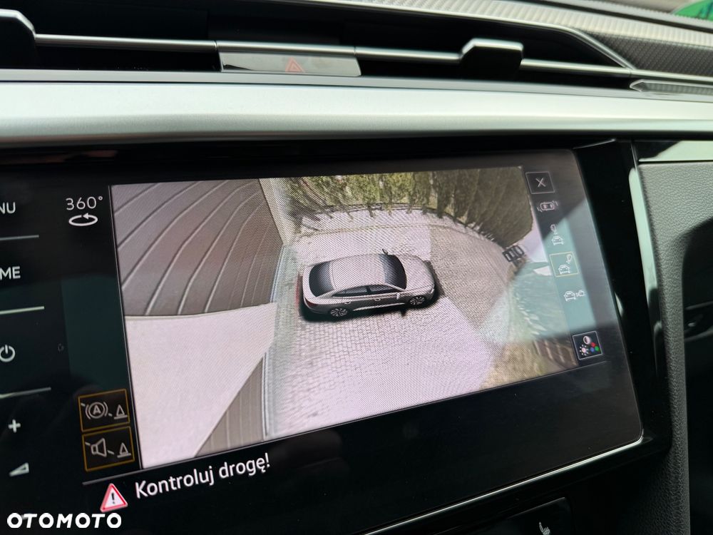 Volkswagen Arteon 2.0 TDI SCR 4Motion DSG R-Line - 38