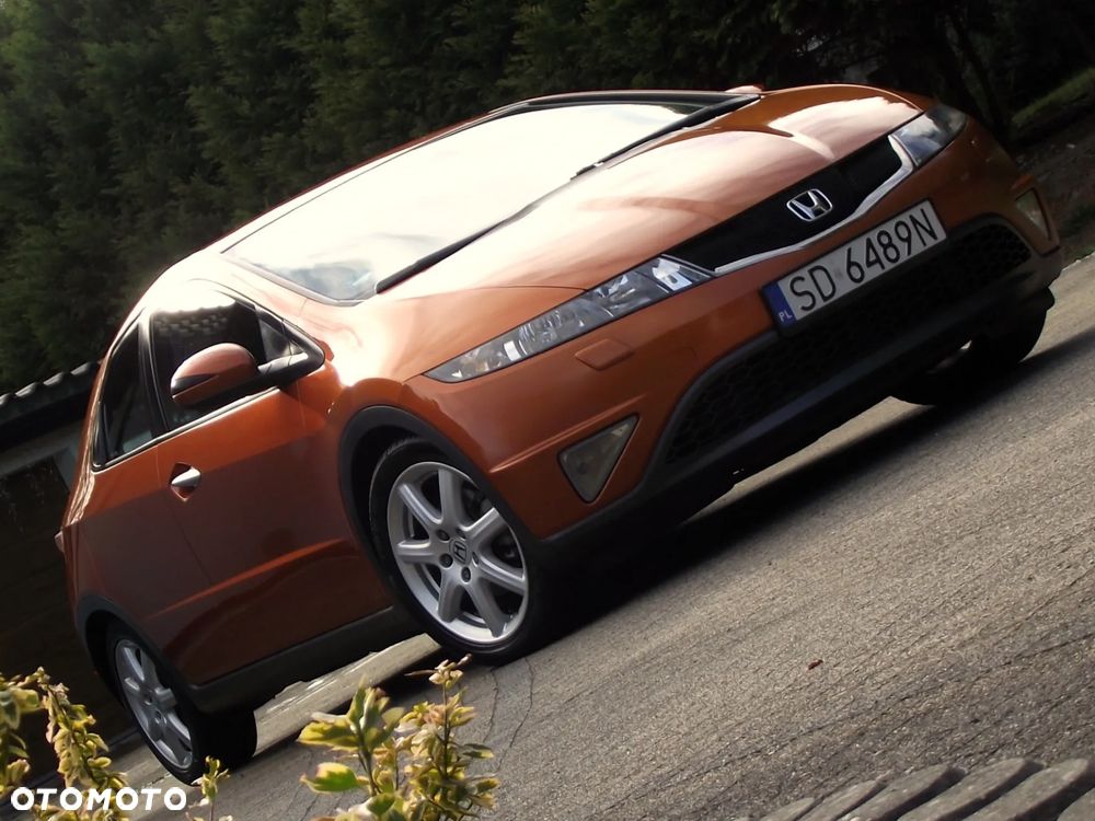 Honda Civic 1.8 Executive - 36