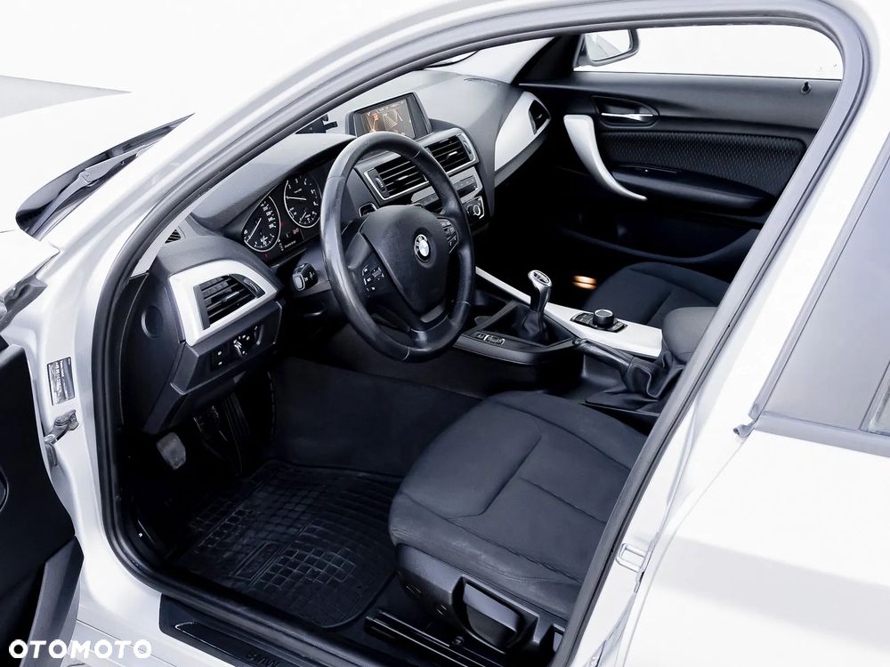 BMW Seria 1 116d EfficientDynamics Edition Advantage - 29