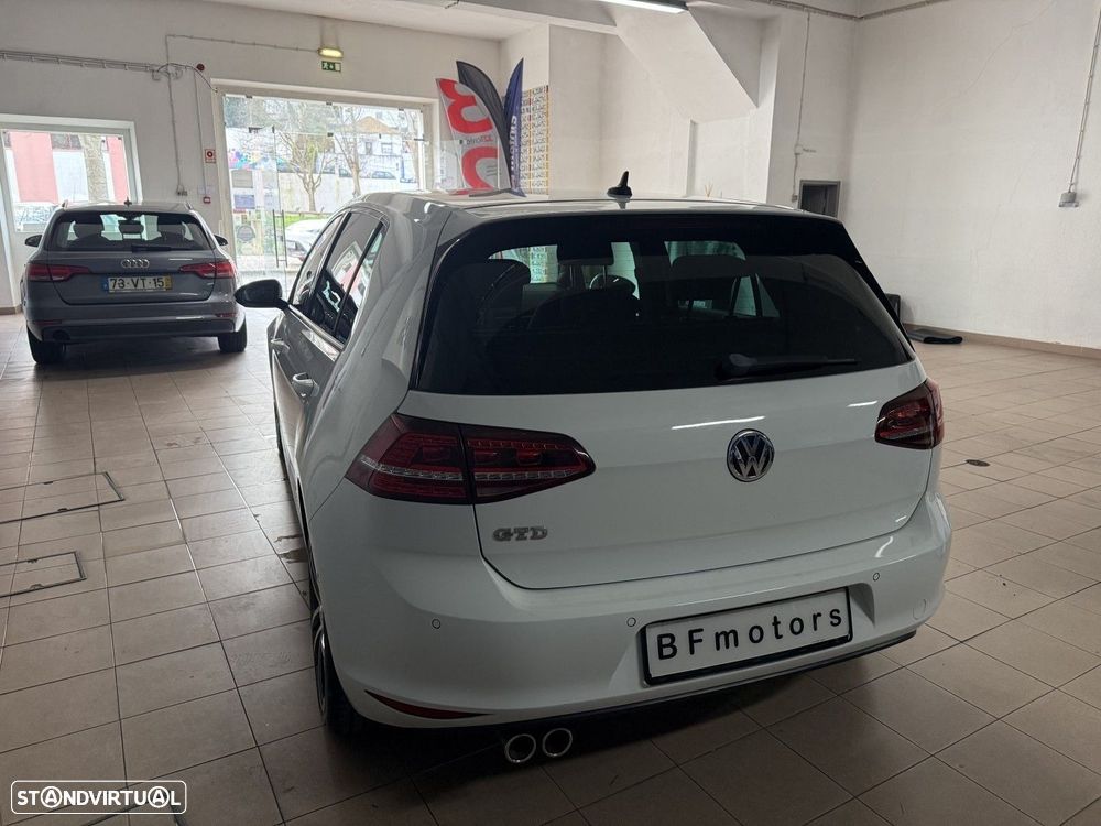 VW Golf 2.0 TDI GTD - 5