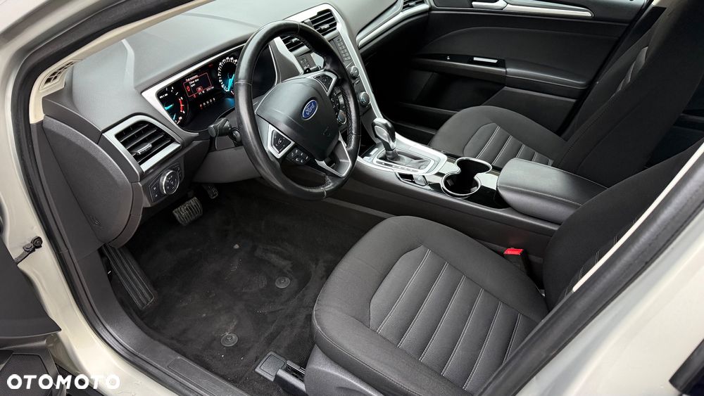 Ford Mondeo - 14