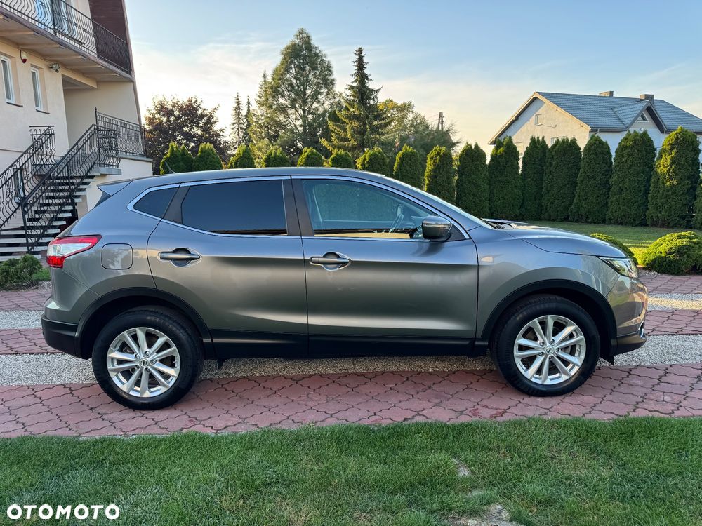 Nissan Qashqai 1.2 DIG-T N-Vision - 12