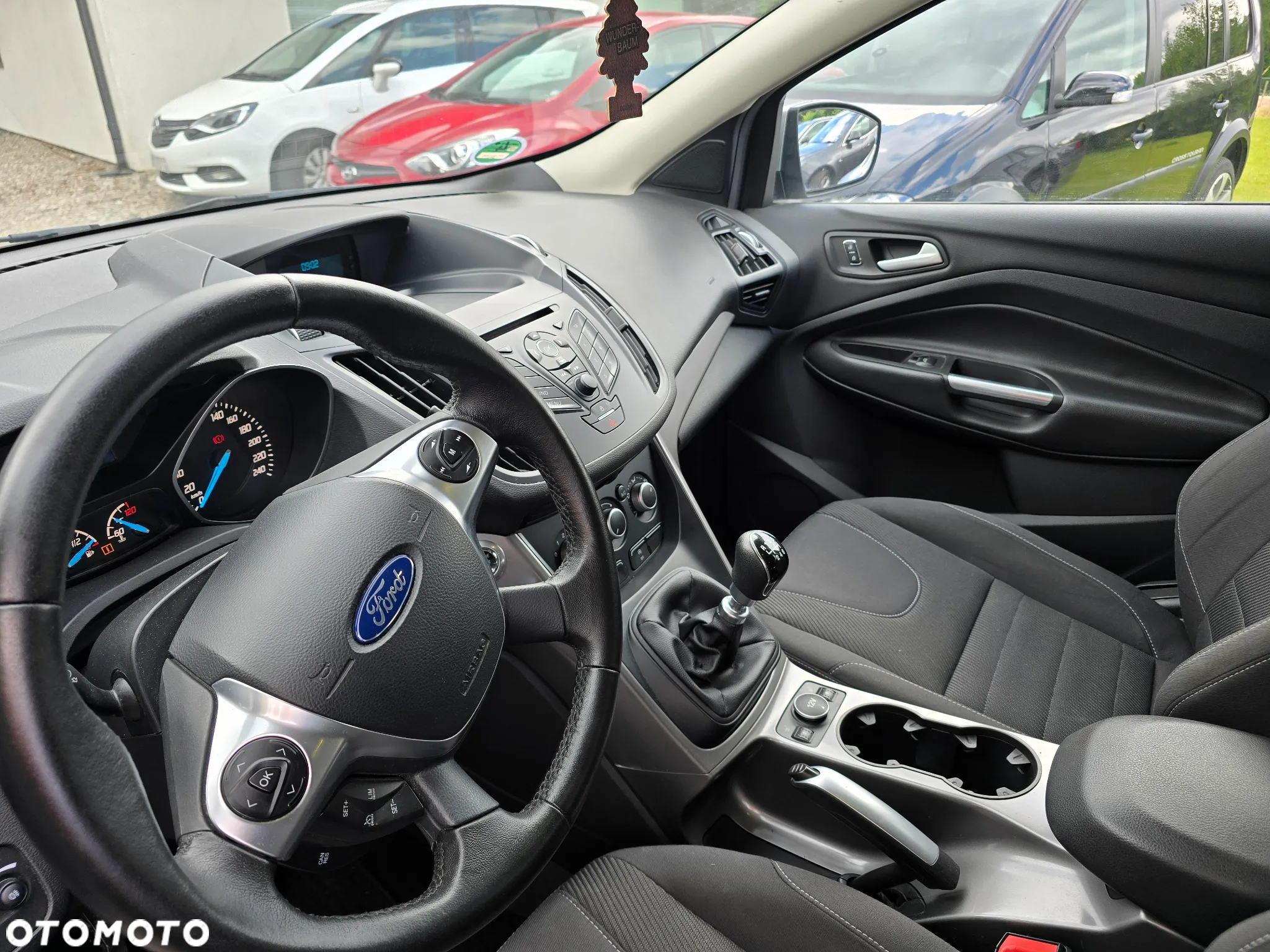 Ford Kuga - 11