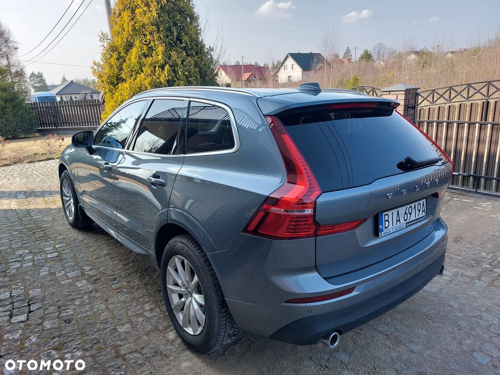 Volvo XC 60 D4 Momentum Pro - 5