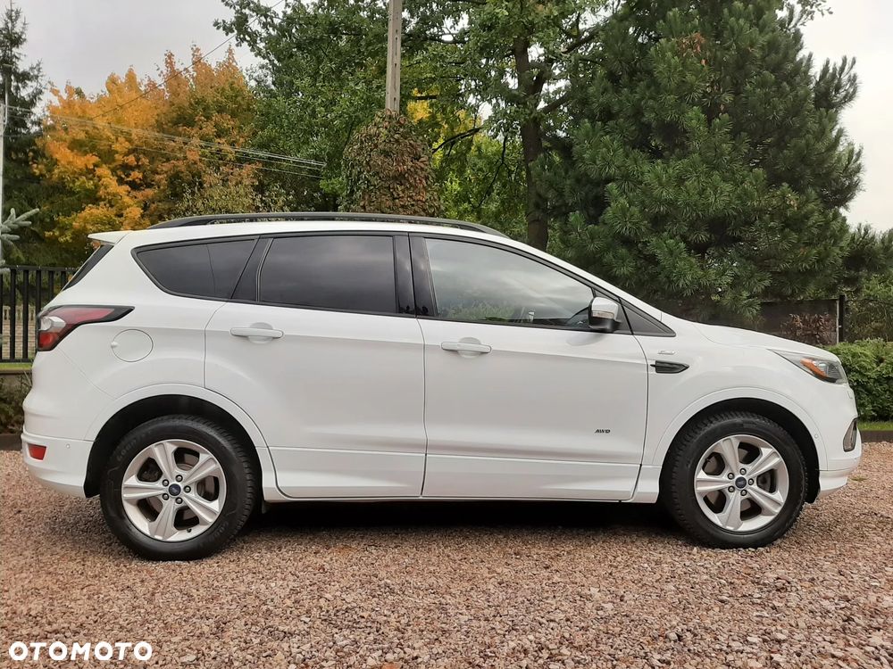 Ford Kuga 2.0 TDCi 4x4 ST-Line - 13