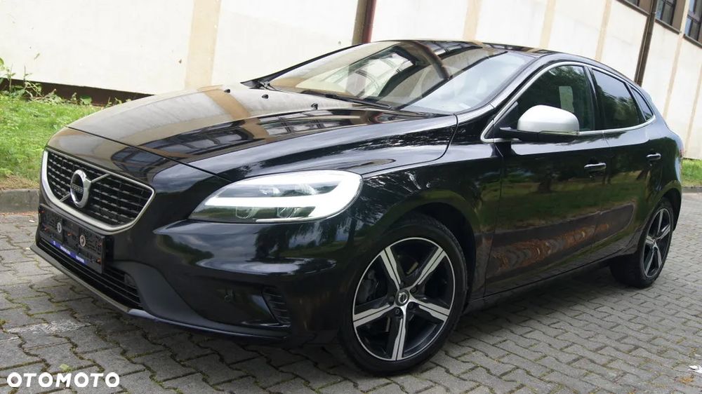 Volvo V40 T3 Drive-E R-Design Momentum - 4