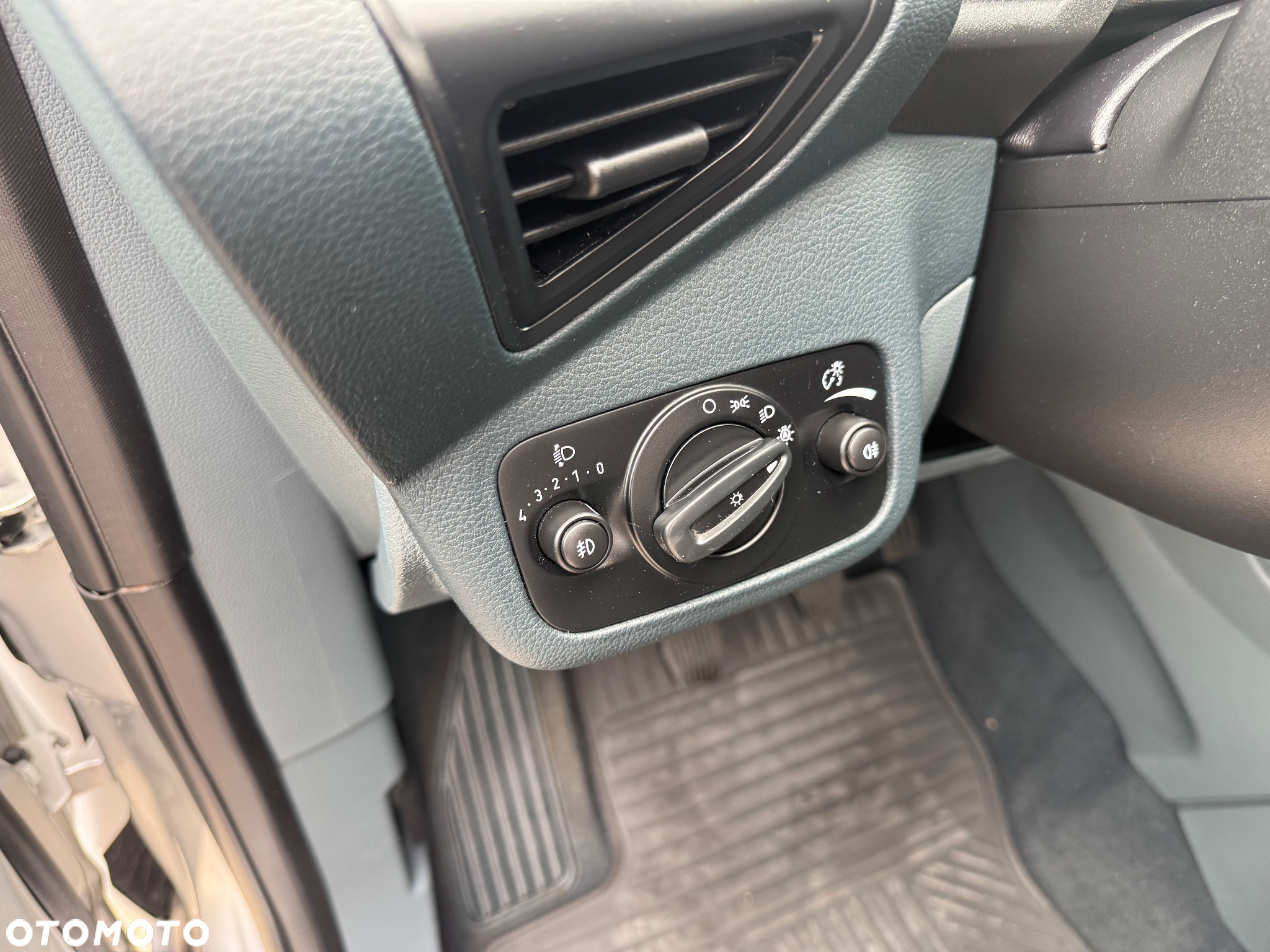 Ford C-MAX 1.6 FF Trend - 16