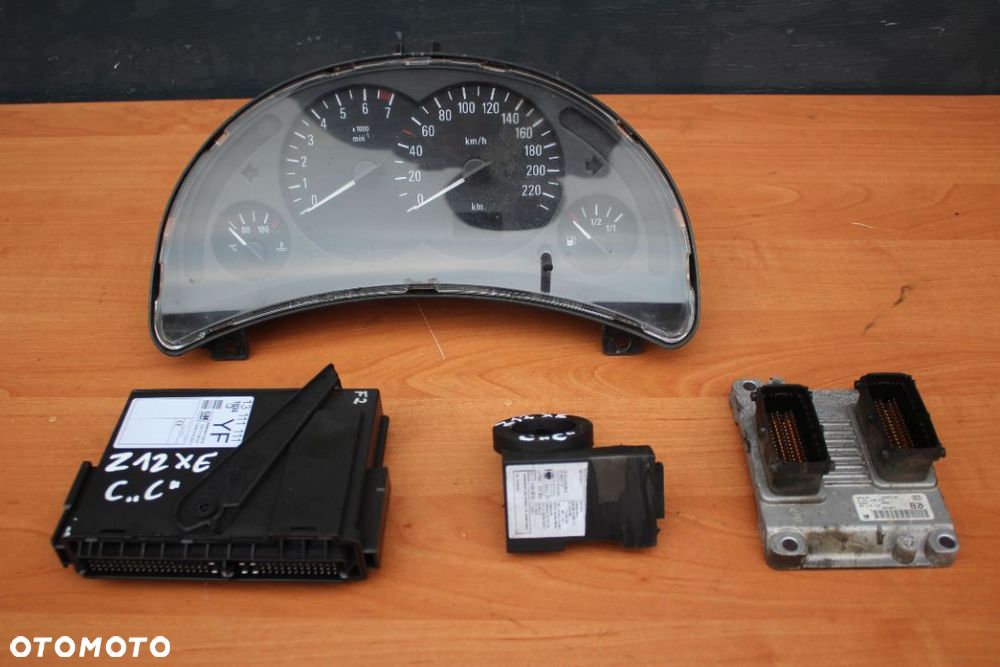 STEROWNIK KOMPUTER SILNIKA ZESTAW OPEL CORSA C 1.2 16V Z12XE - 1