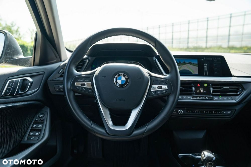 BMW Seria 1 118i Sport Line - 15
