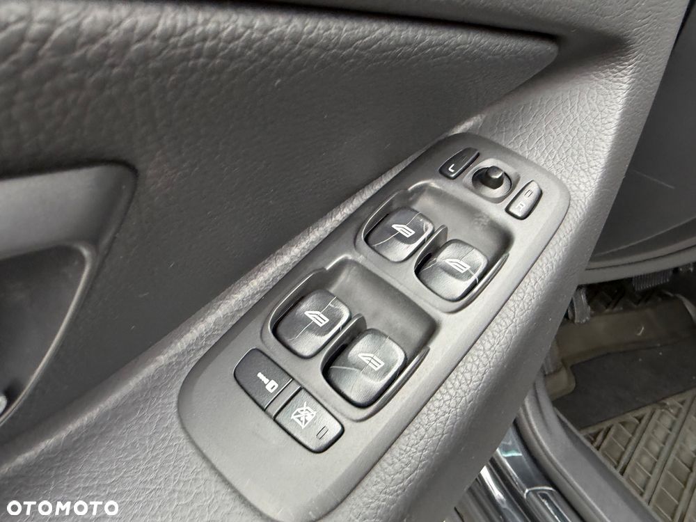 Volvo XC 90 3.2 RDesign - 32