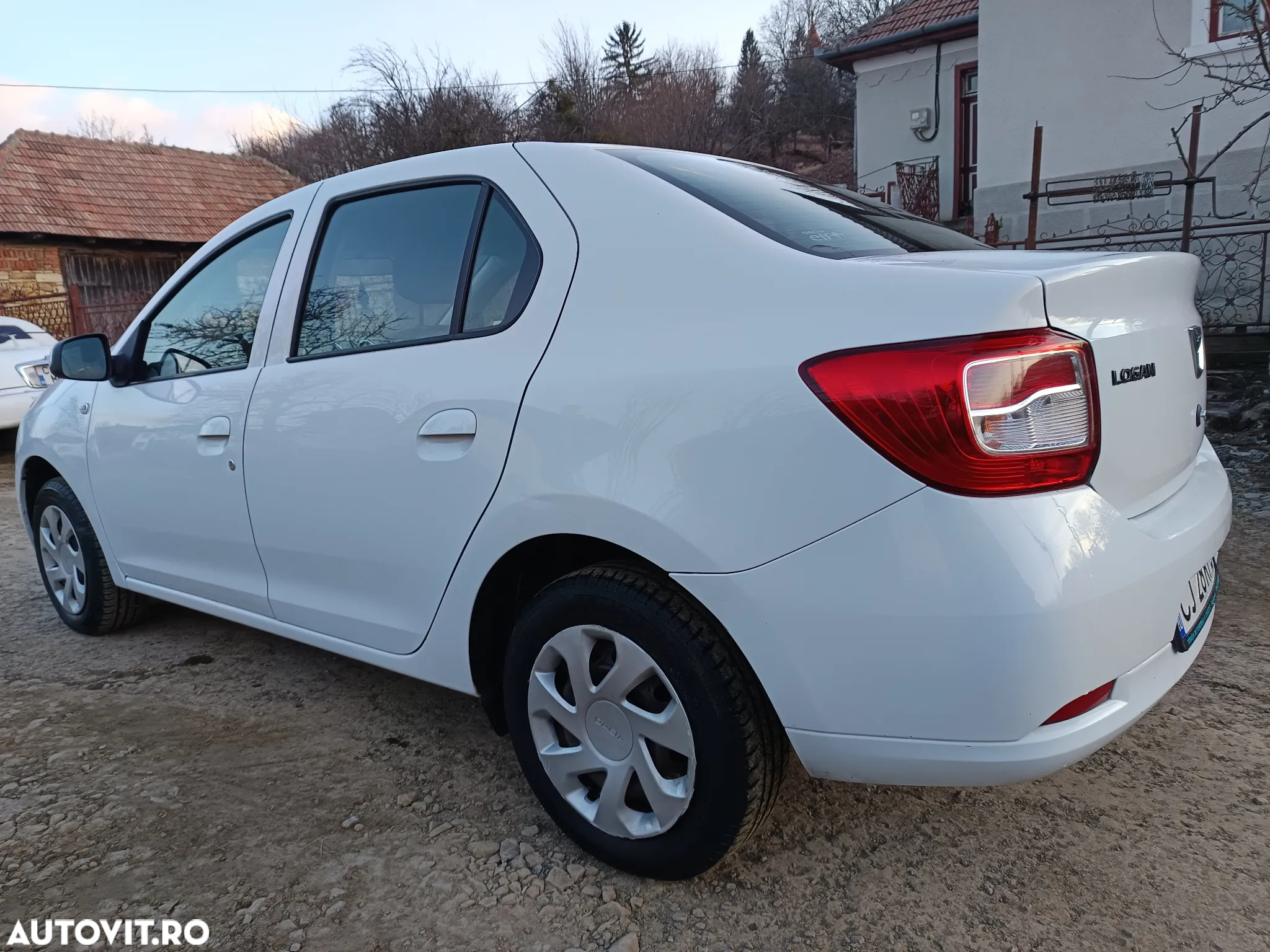 Dacia Logan - 7