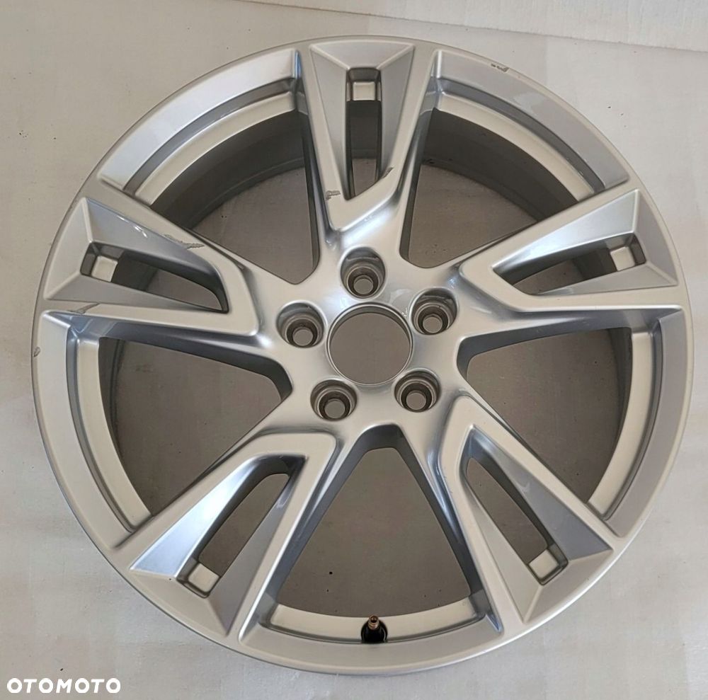 FELGA VOLVO XC60 II 7,5x18 18 ET50,5 5x108 31362866 - 3