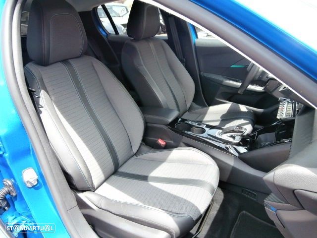 Peugeot e-208 50 kWh Allure - 34