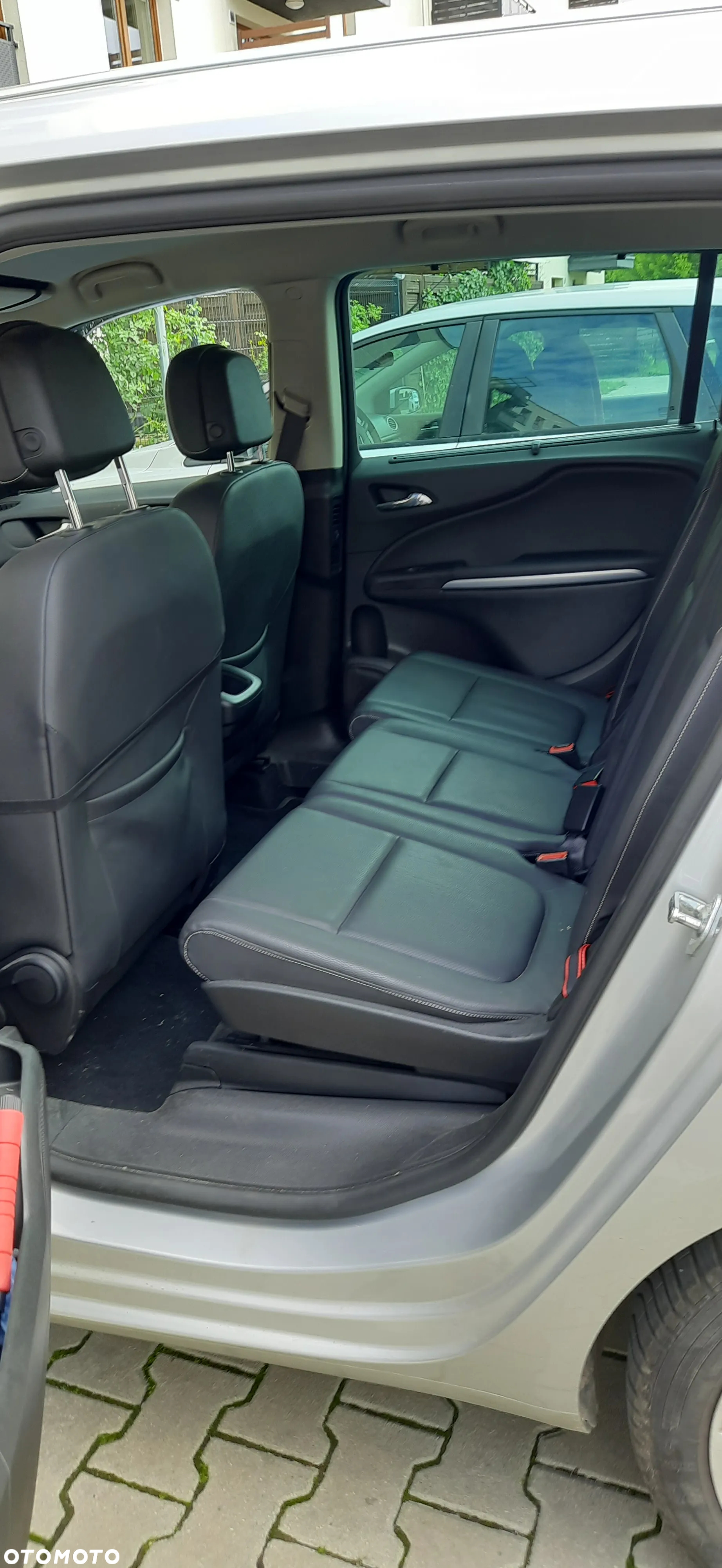 Opel Zafira - 9