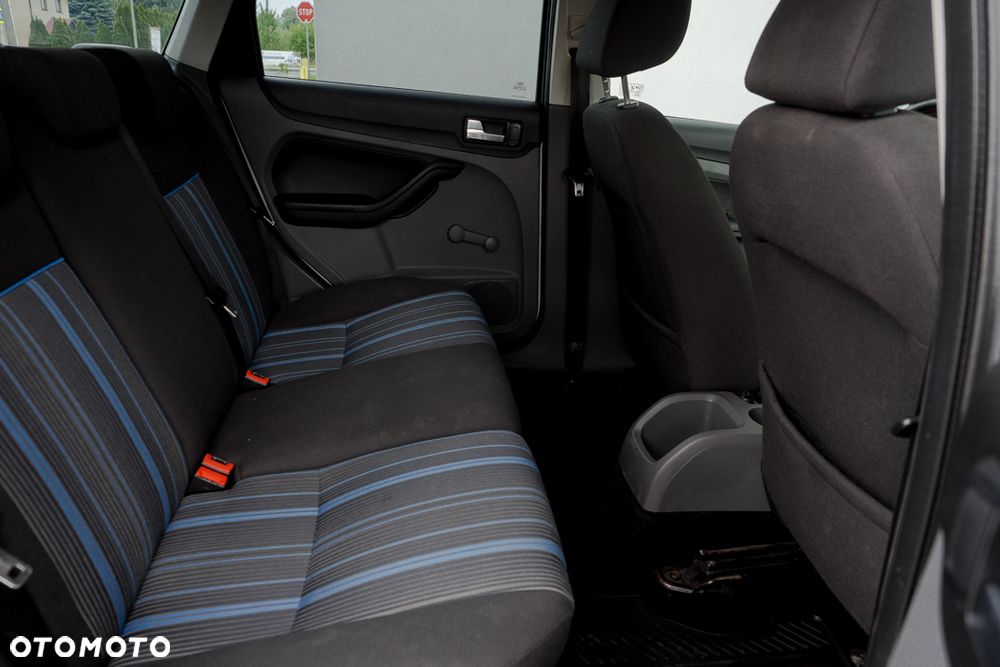 Ford Focus 1.6 TDCi FX Silver - 34