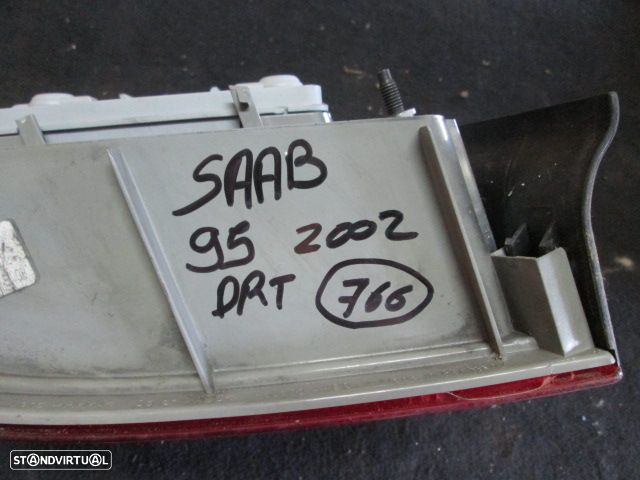 Farol Tras REF0766 SAAB 95 2002 4P DRT - 3