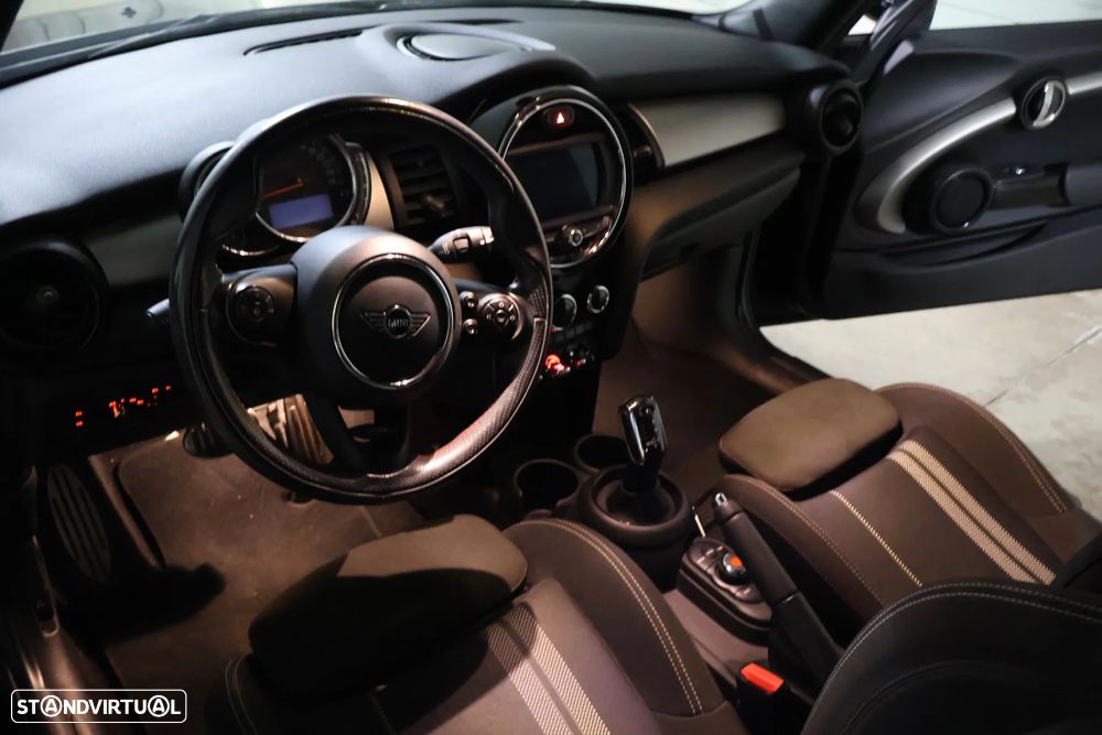 MINI 3 Portas Cooper Auto - 12