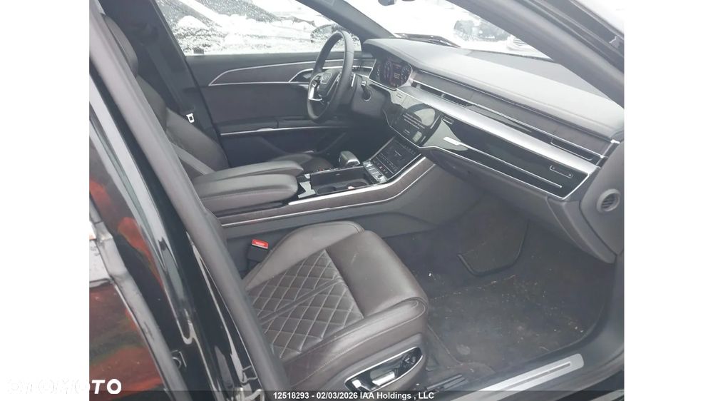 Audi A8 - 12