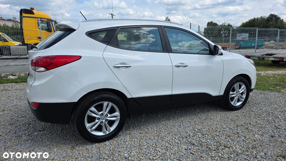 Hyundai ix35 1.6 2WD Fifa World Cup Edition - 7