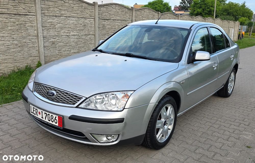 Ford Mondeo 2.0 Ghia Executive - 2