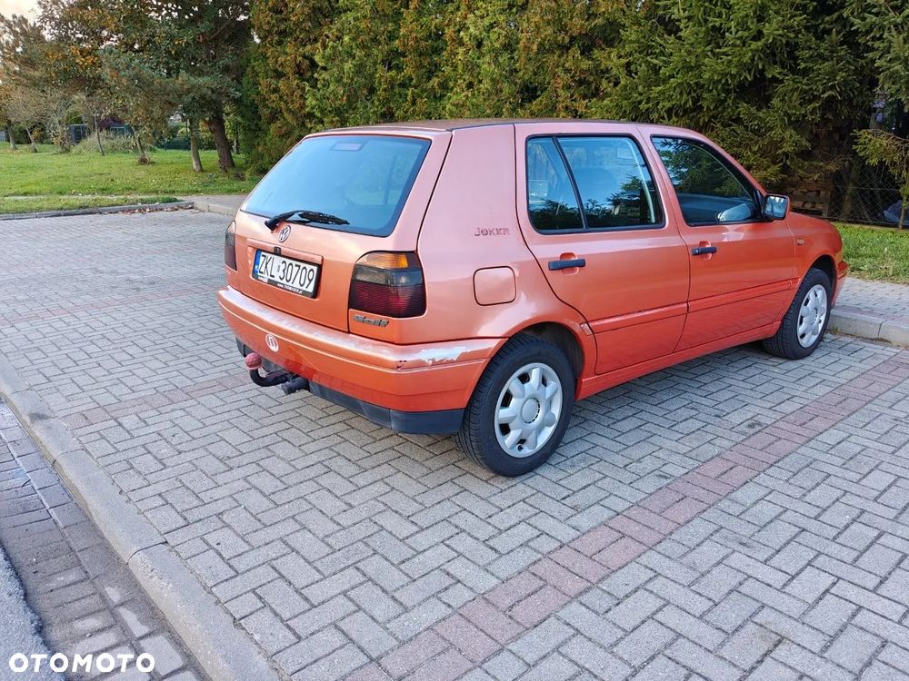 Volkswagen Golf 1.6 - 7