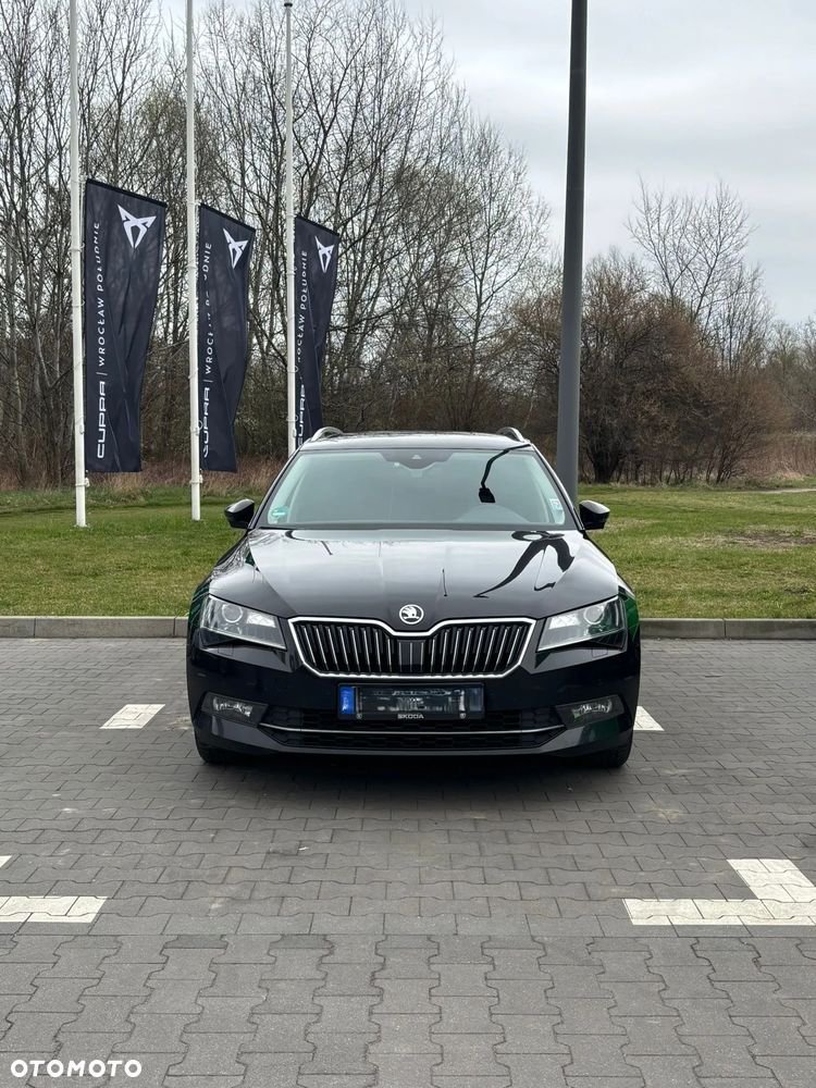 Skoda Superb 2.0 TDI Style - 2