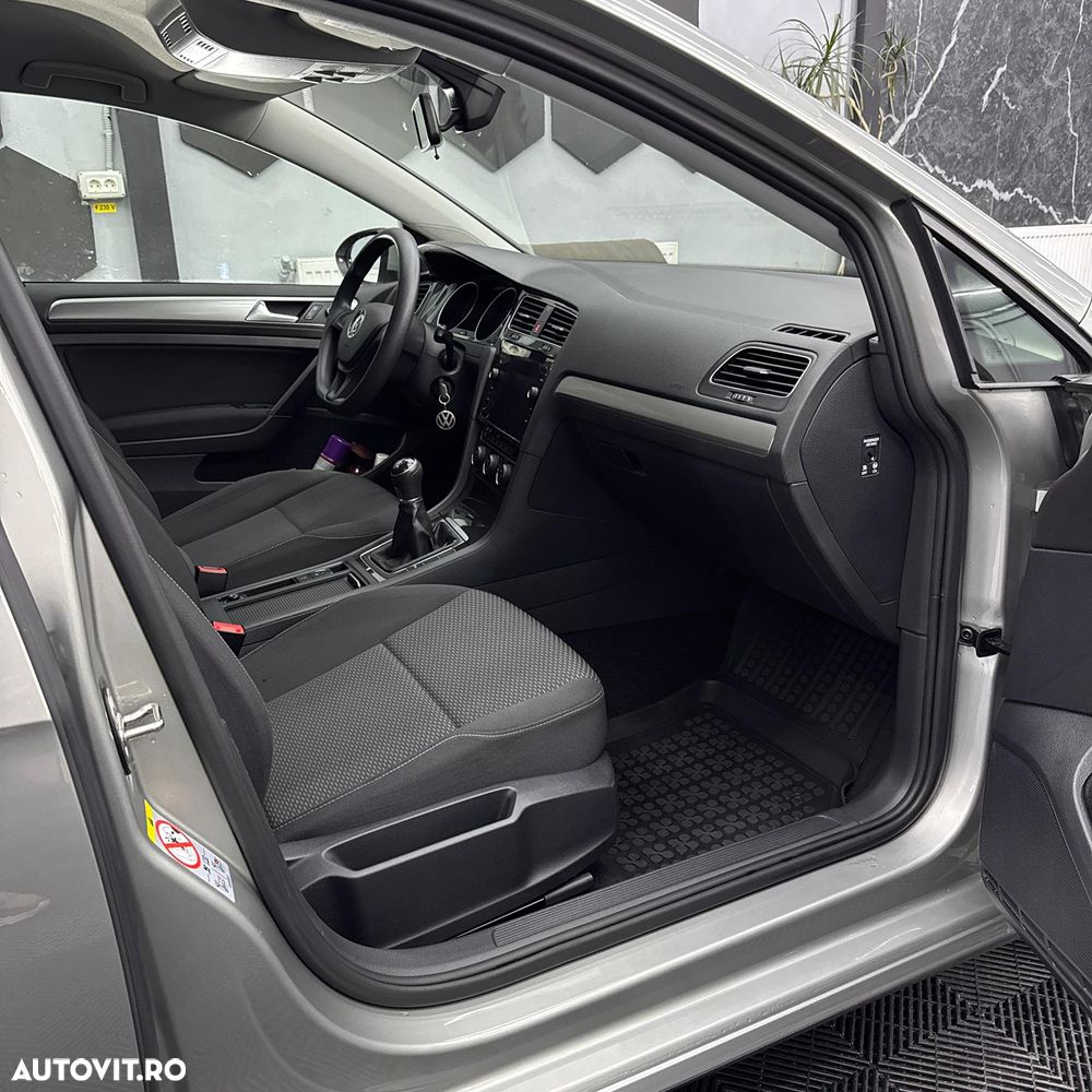 Volkswagen Golf 1.0 TSI Trendline - 10