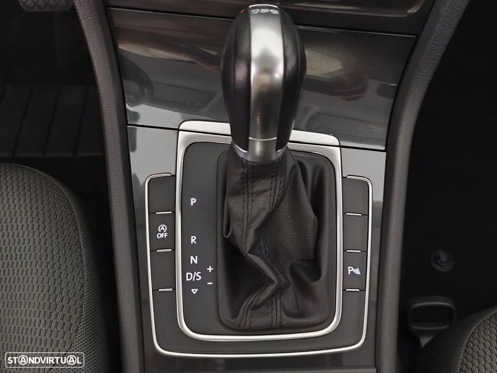 VW Golf - 34