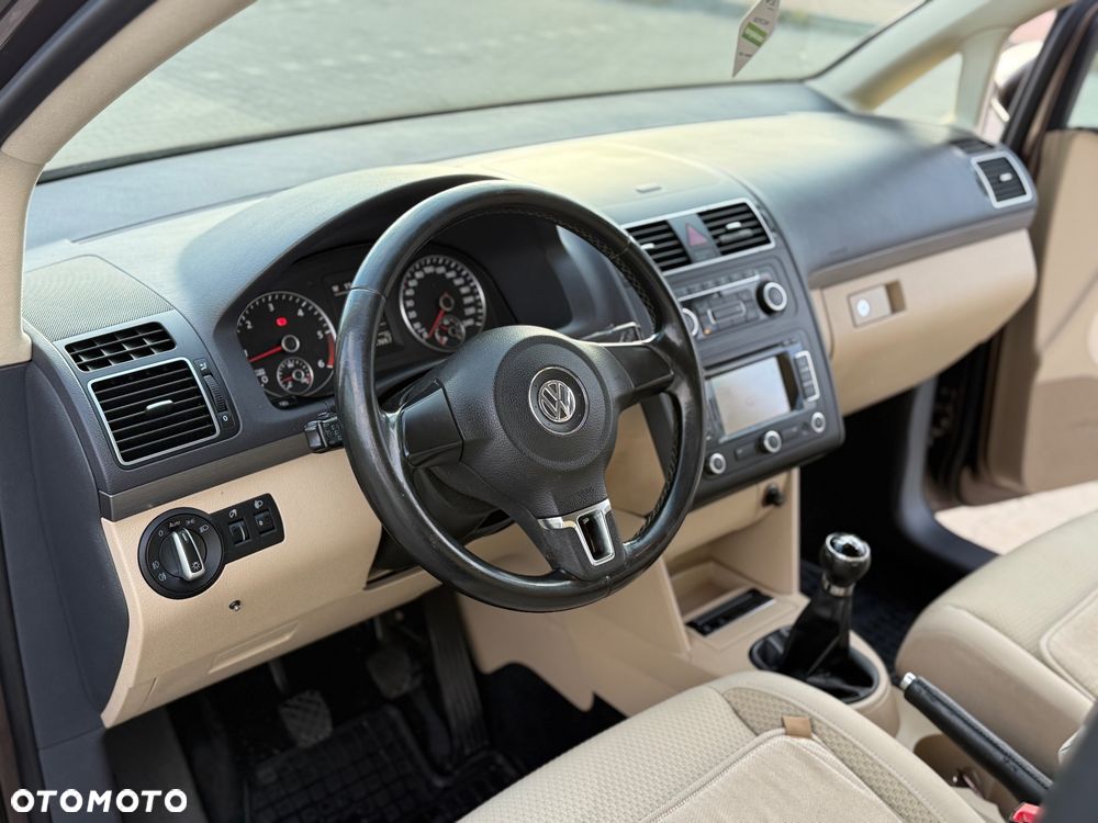 Volkswagen Touran 1.6 TDI DPF Cross - 20