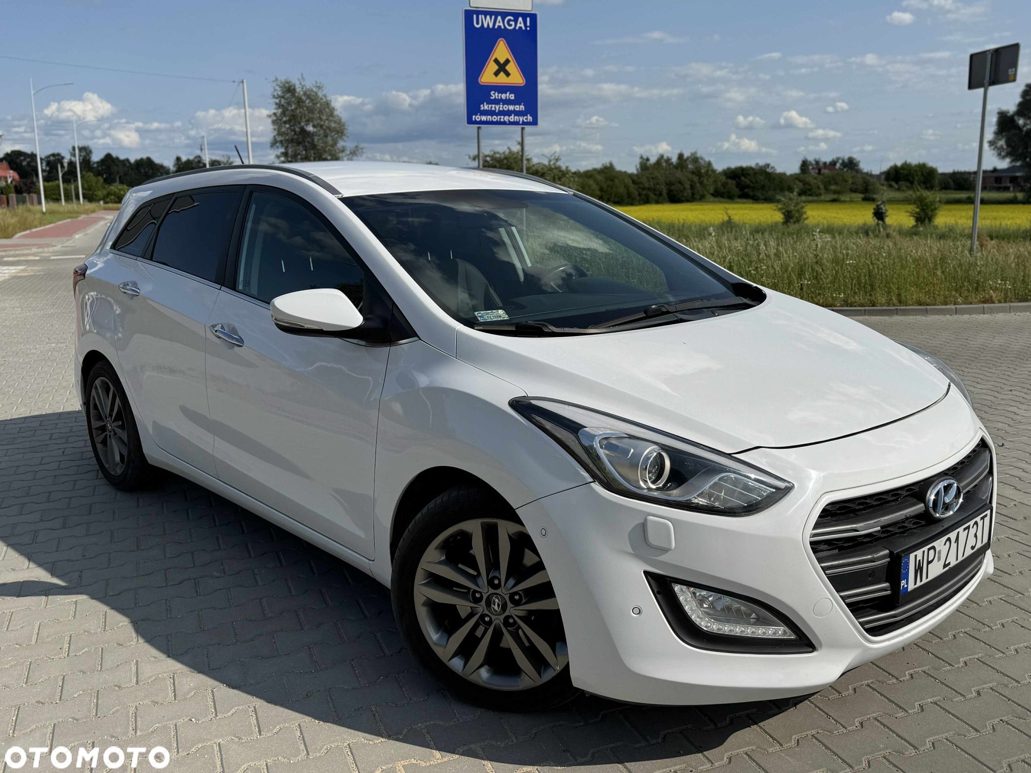 Hyundai i30 1.6 CRDi Premium - 1
