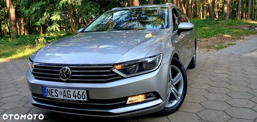 Volkswagen Passat - 4