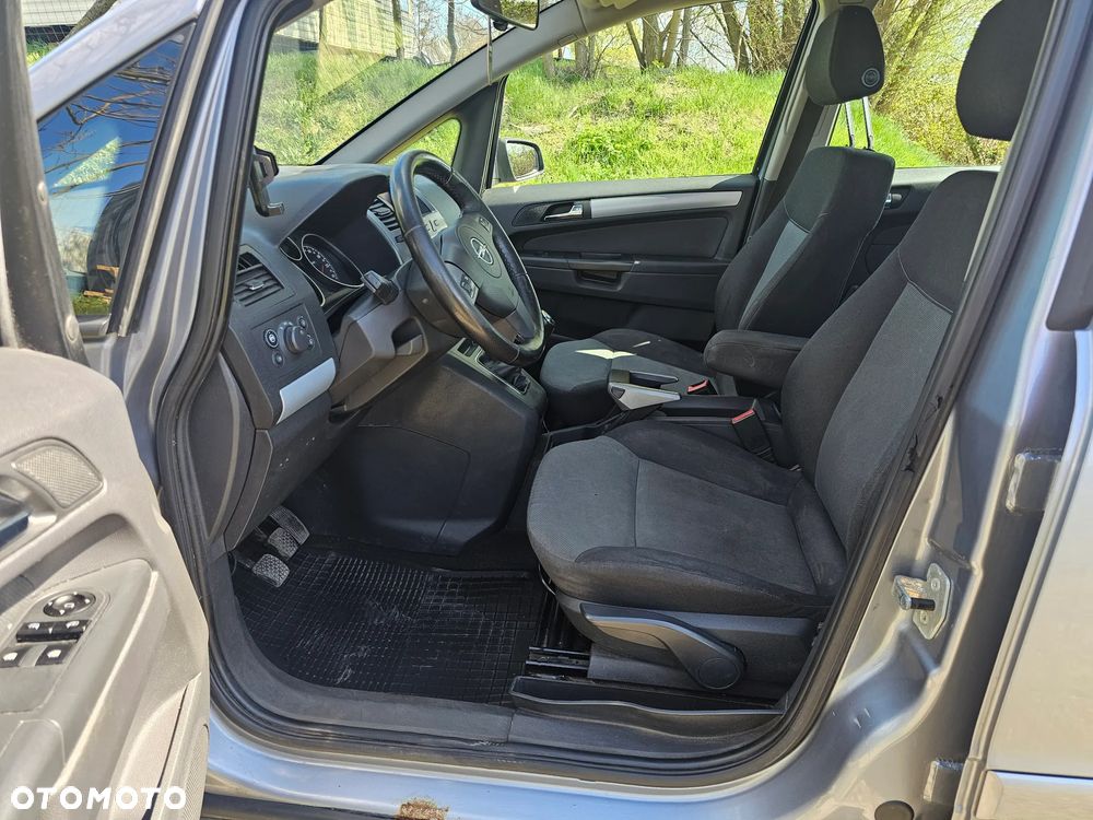 Opel Zafira 1.6 Enjoy - 6