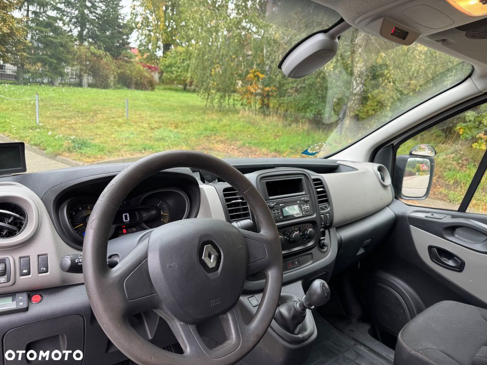 Renault Trafic - 12
