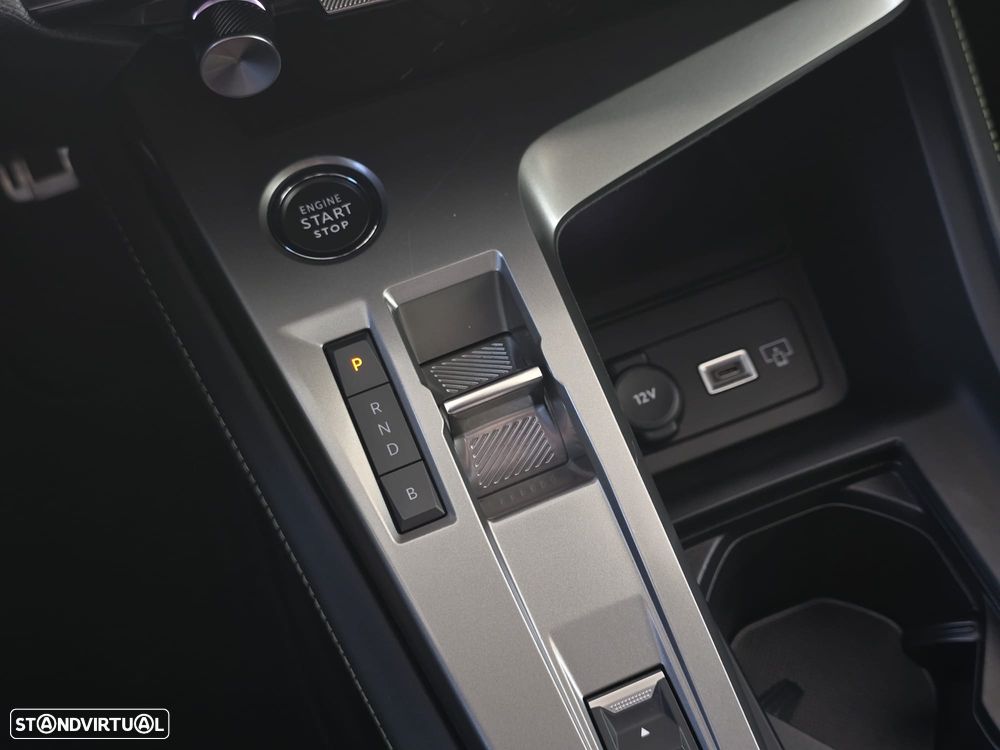 Peugeot 408 225 e-EAT8 GT - 21
