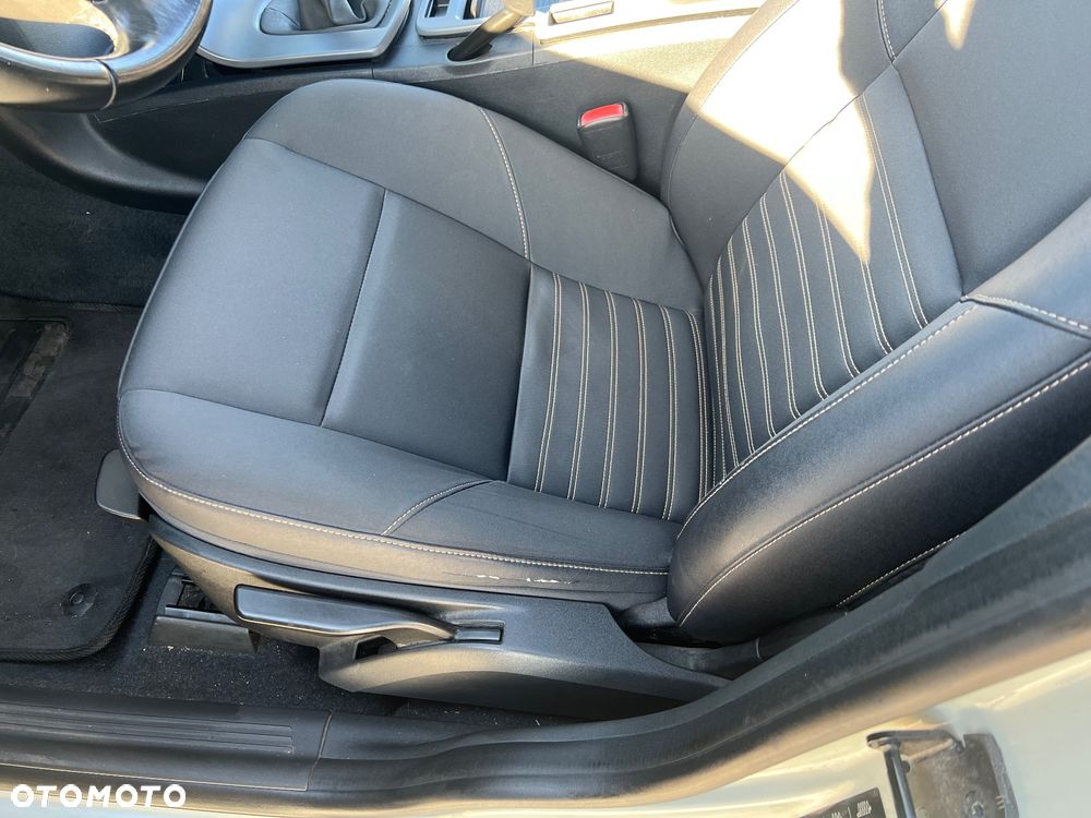 Volvo S40 ver-d3-business-edition - 17