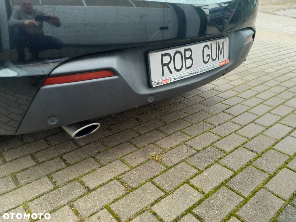 Opel Astra 1.6 Turbo Edition - 17